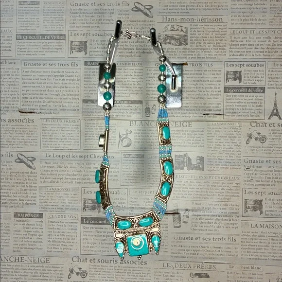 Turquoise Beaded And Tooled Necklace 058 - Picture 1 of 1
